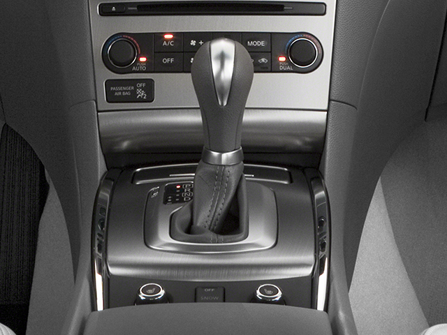 2013 INFINITI G37x X