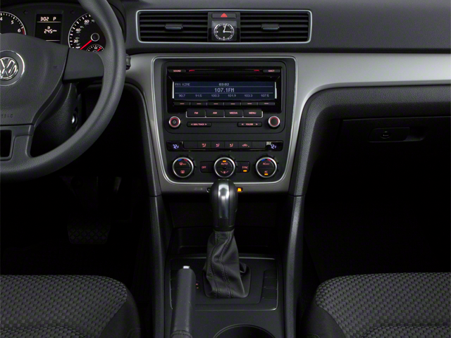 2013 Volkswagen Passat 2.5 SE