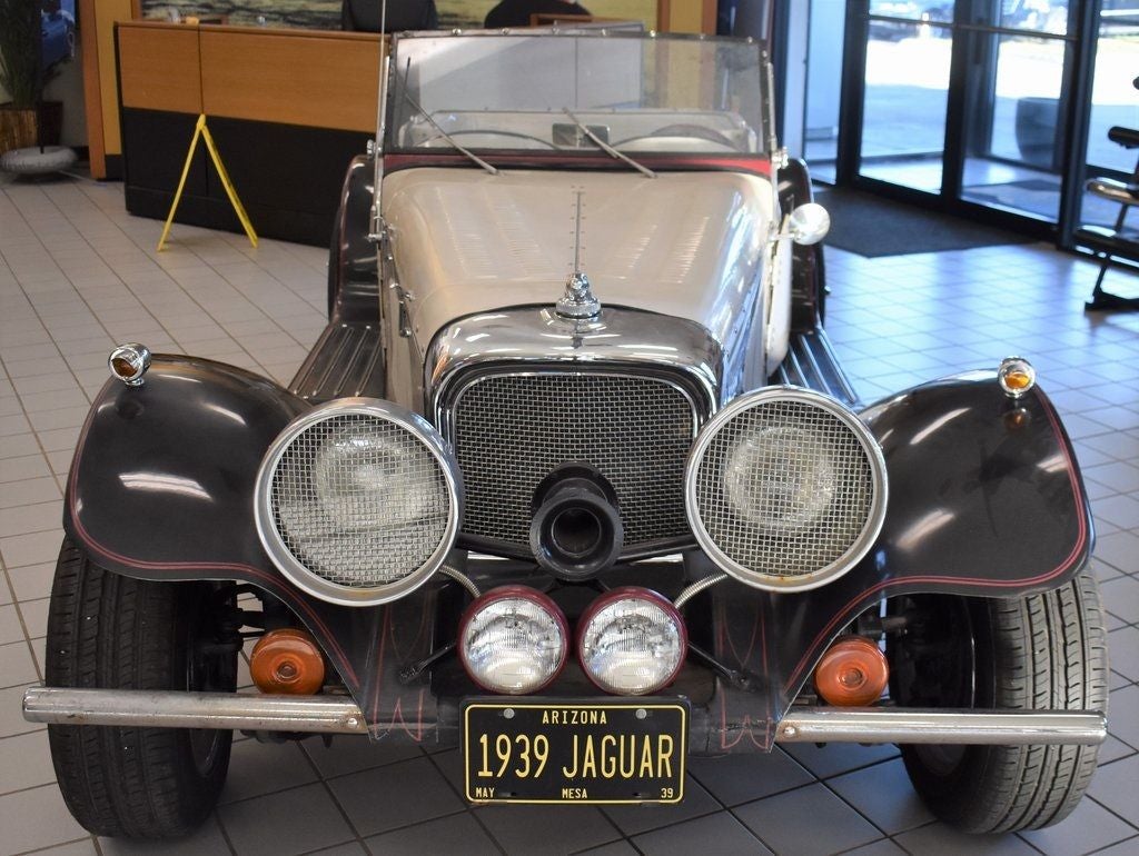 1939 Jaguar SS100 Replica