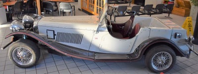 1939 Jaguar SS100 Replica