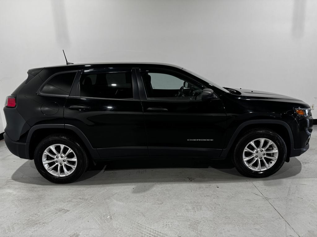 2021 Jeep Cherokee Sport