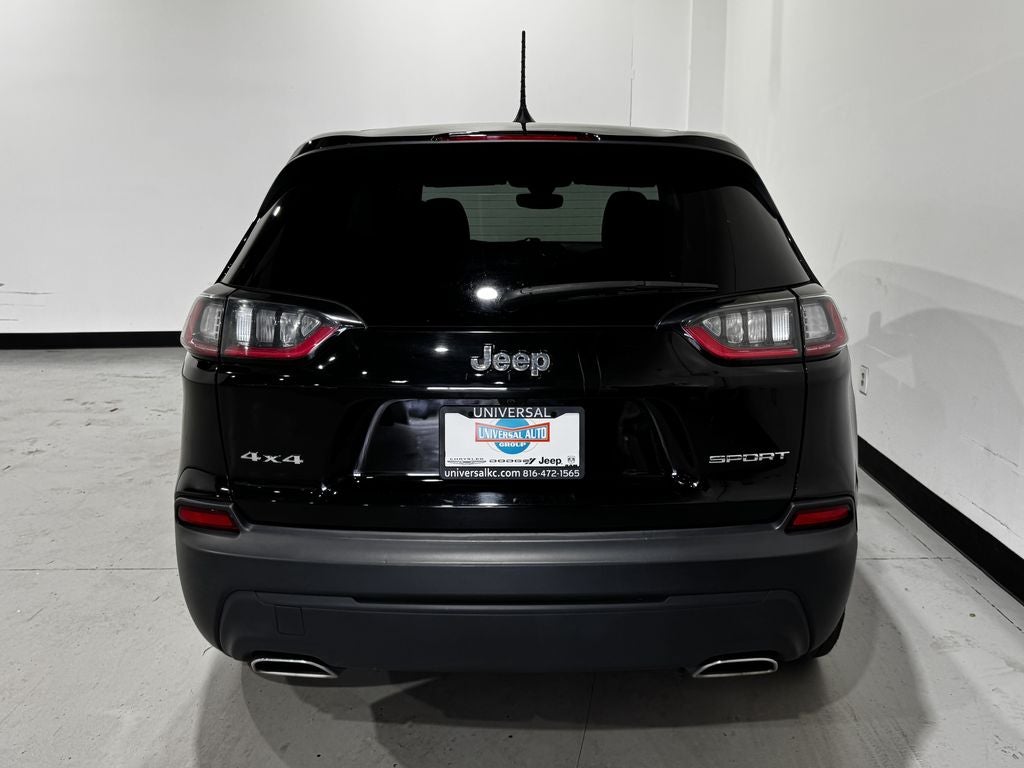2021 Jeep Cherokee Sport