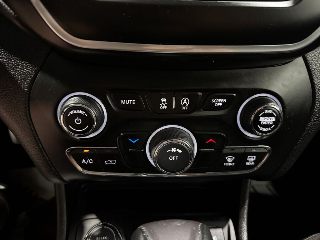 2021 Jeep Cherokee Sport