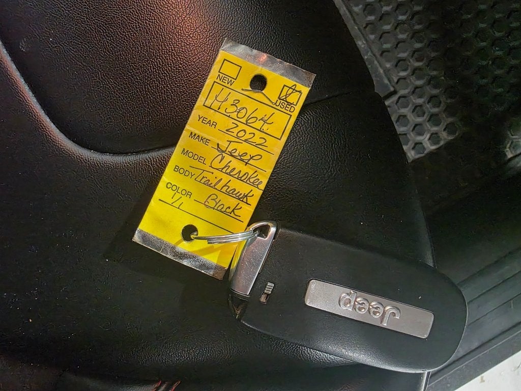 2022 Jeep Cherokee Trailhawk