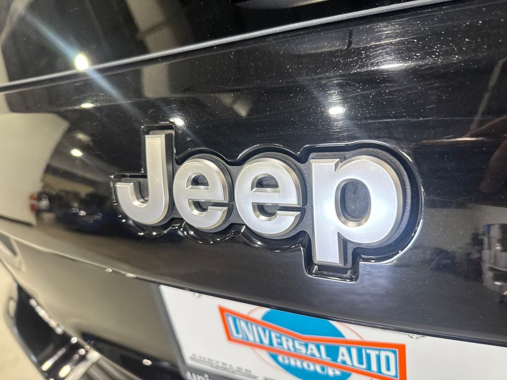 2021 Jeep Grand Cherokee Summit