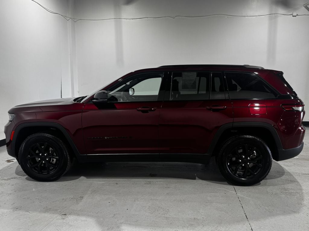 2025 Jeep Grand Cherokee Altitude