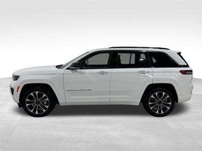 2022 Jeep Grand Cherokee Overland