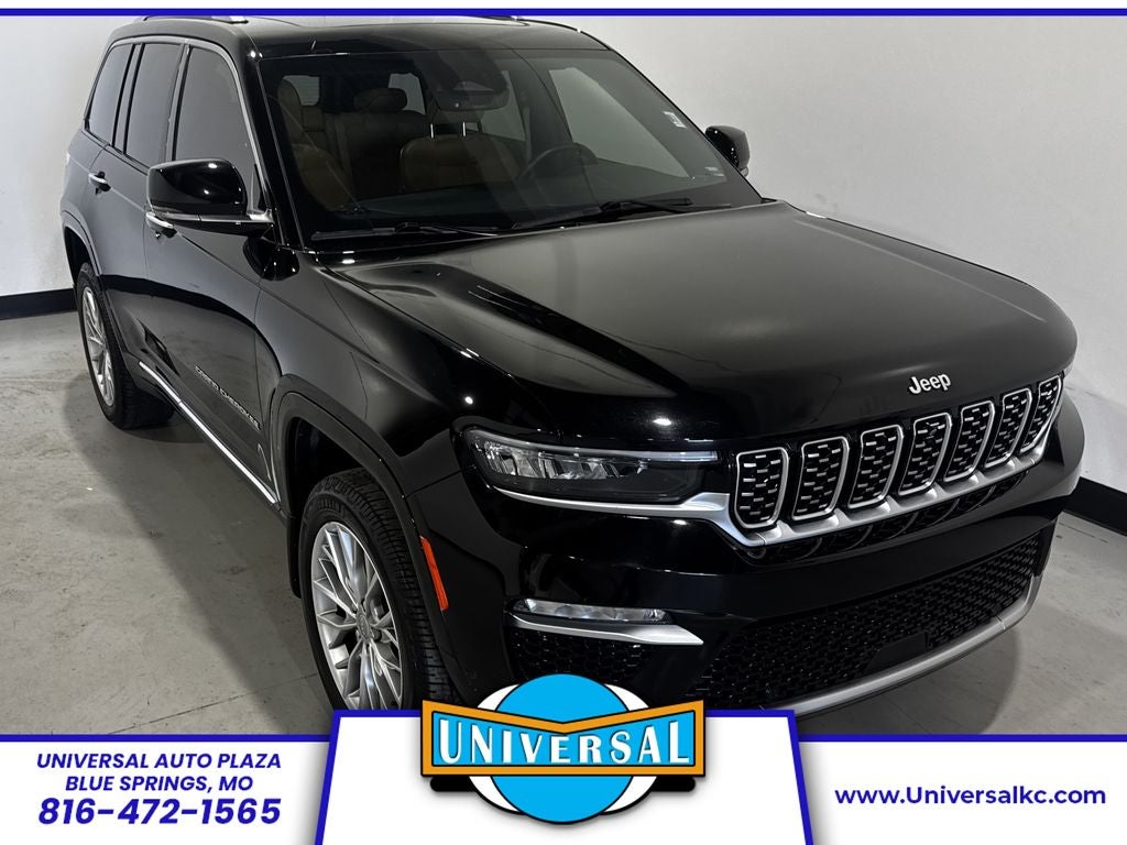 2022 Jeep Grand Cherokee Summit