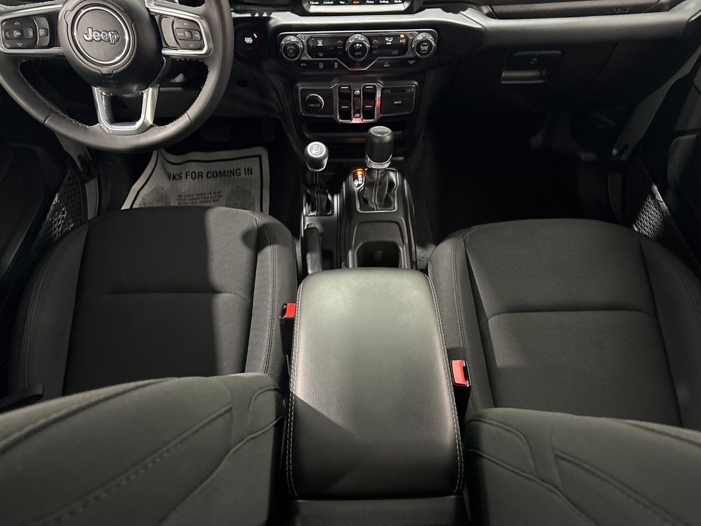 2023 Jeep Gladiator Overland