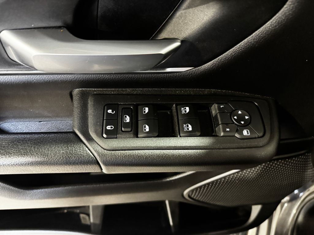 2025 RAM 1500 Big Horn/Lone Star Night Edition