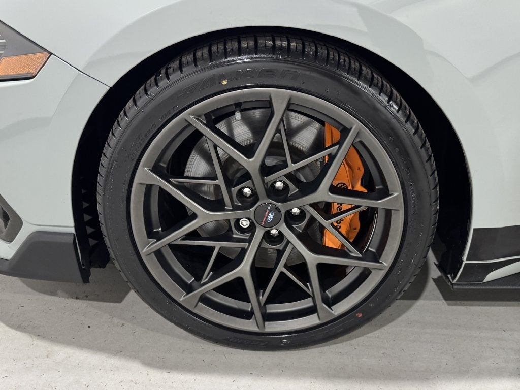 2022 Ford Mustang Mach 1