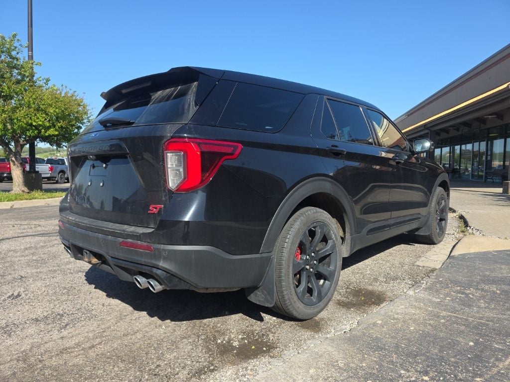 2022 Ford Explorer ST
