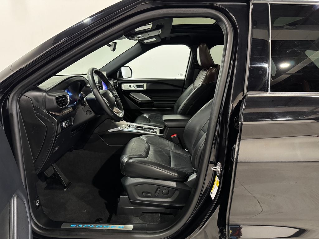 2022 Ford Explorer Platinum
