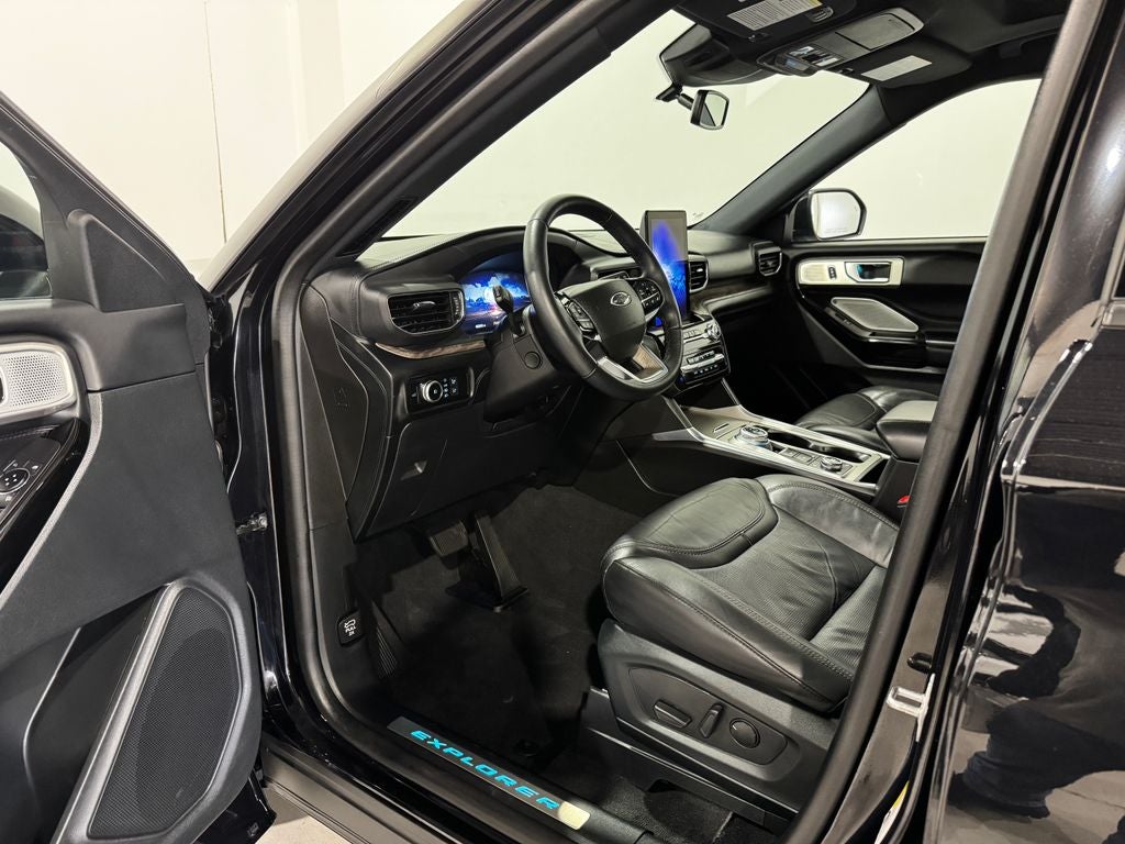 2022 Ford Explorer Platinum