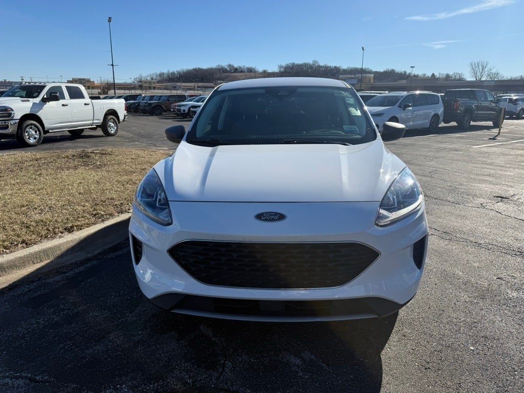 2022 Ford Escape Hybrid SE