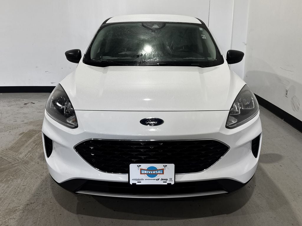 2022 Ford Escape Hybrid SE