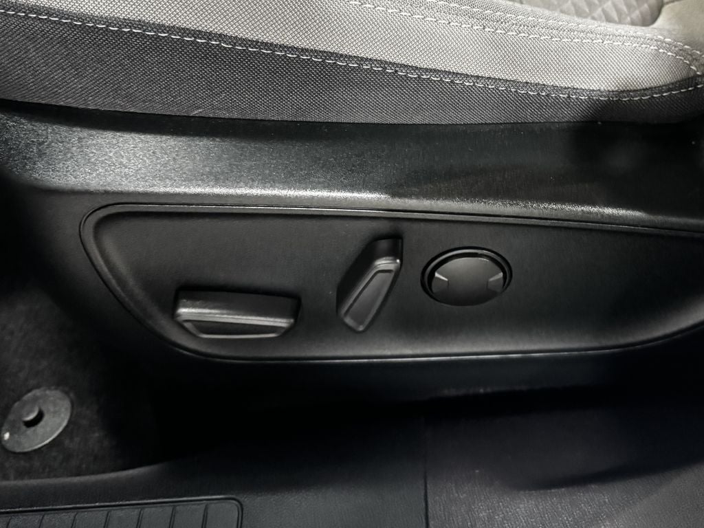 2022 Ford Escape Hybrid SE