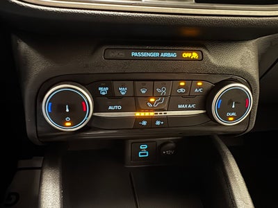 2022 Ford Escape Hybrid SE