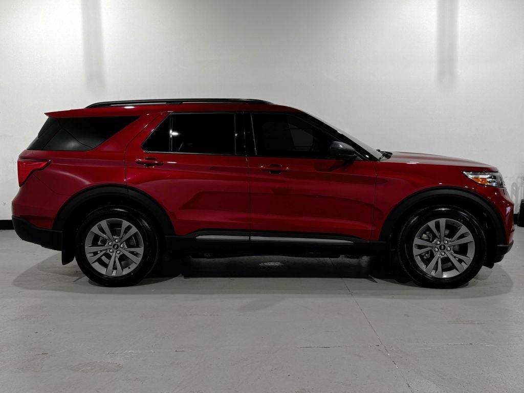 2021 Ford Explorer XLT Sport Package