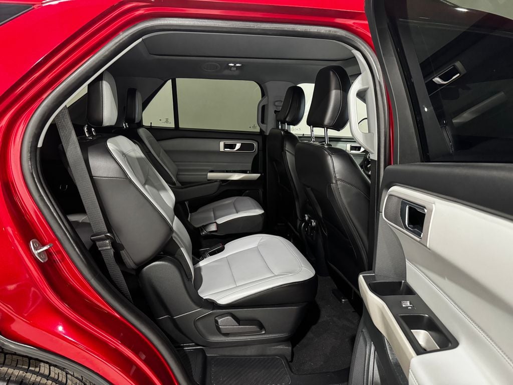 2021 Ford Explorer XLT Sport Package