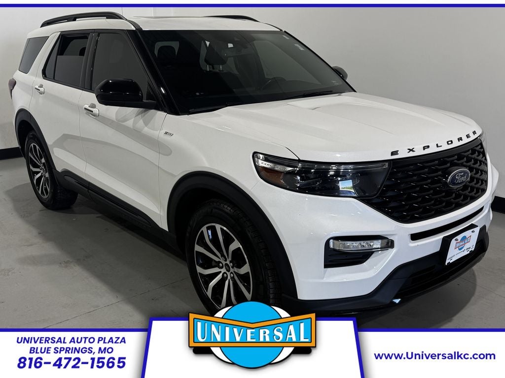 2022 Ford Explorer ST-LINE 4WD's photo