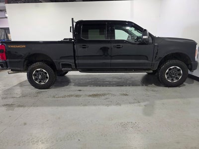2023 Ford F-250SD Lariat Tremor Off-Road Package