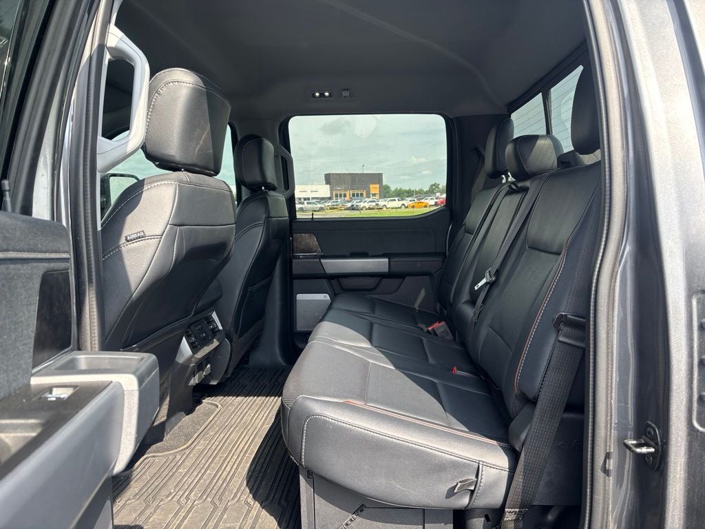 2023 Ford F-350SD Lariat