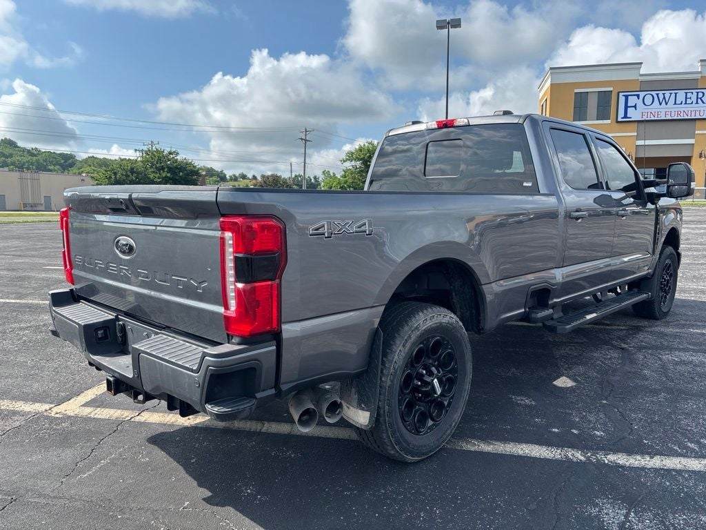 2023 Ford F-350SD Lariat