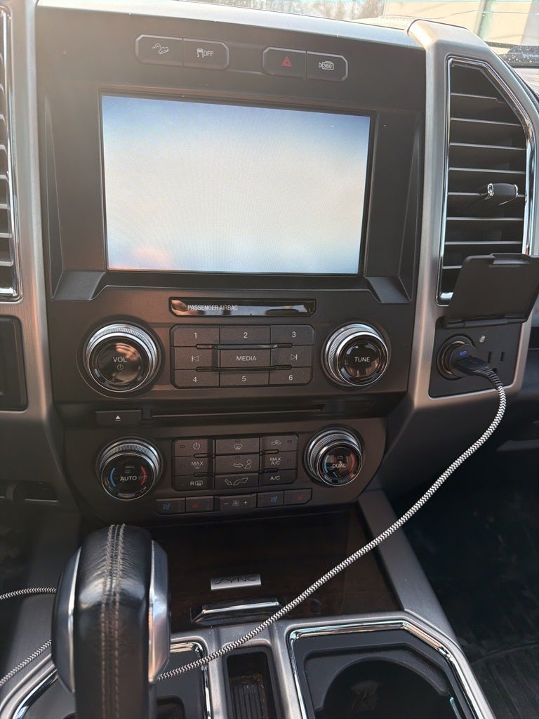 2015 Ford F-150 Platinum