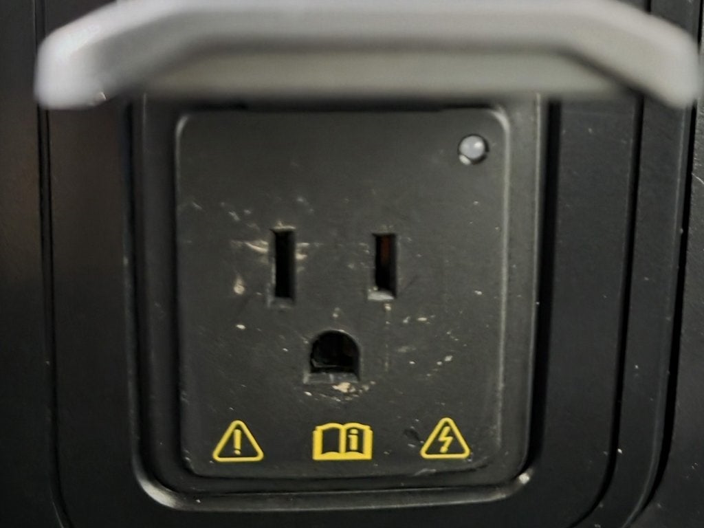 2022 Ford F-150 Lariat Sport FX4