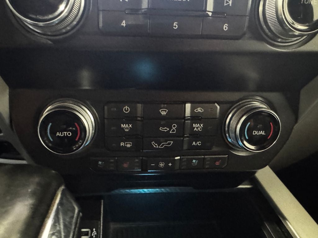 2020 Ford F-150 Lariat Sport FX4