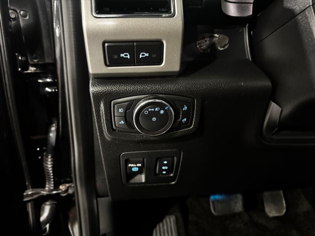 2018 Ford F-150 Lariat FX4 Sport