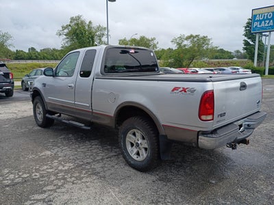 2002 Ford F-150 XLT