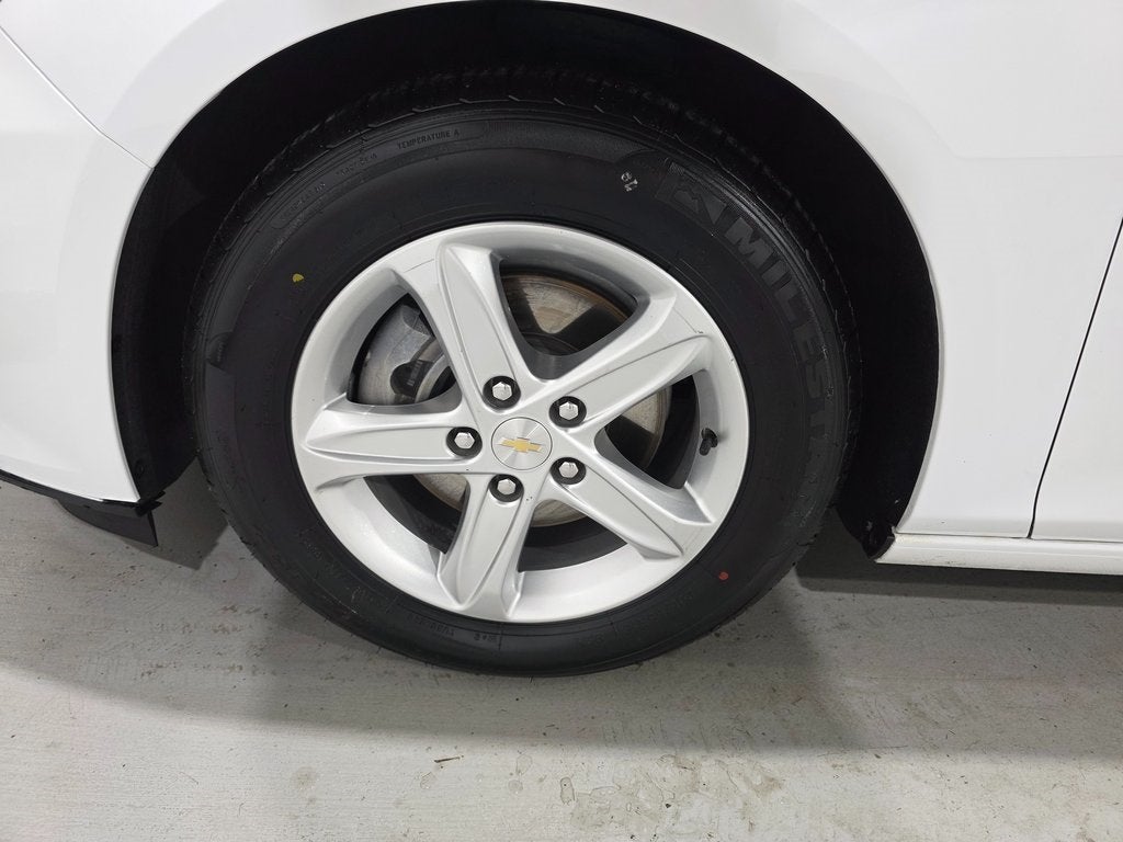 2022 Chevrolet Malibu LS 1FL