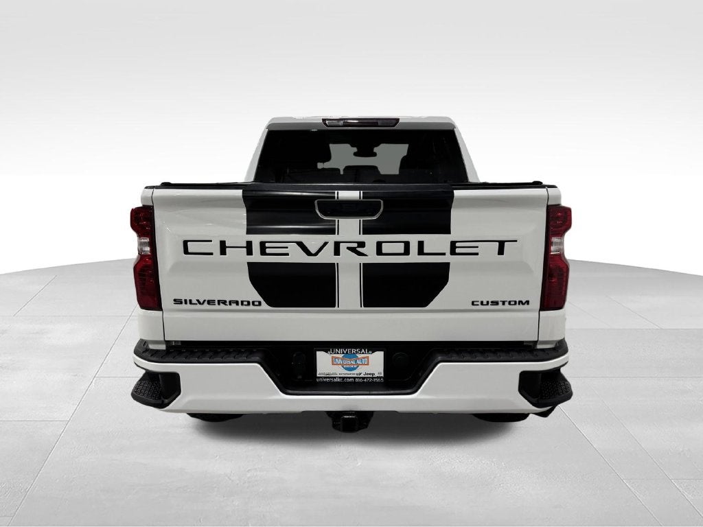 2022 Chevrolet Silverado 1500 Custom