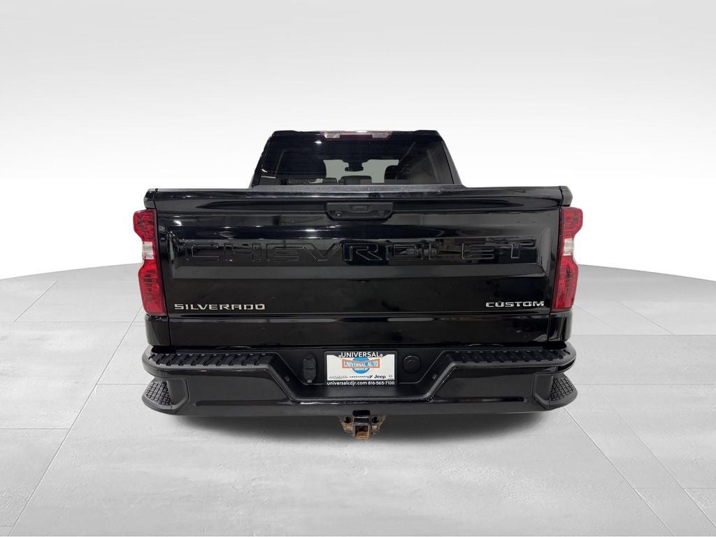 2023 Chevrolet Silverado 1500 Custom