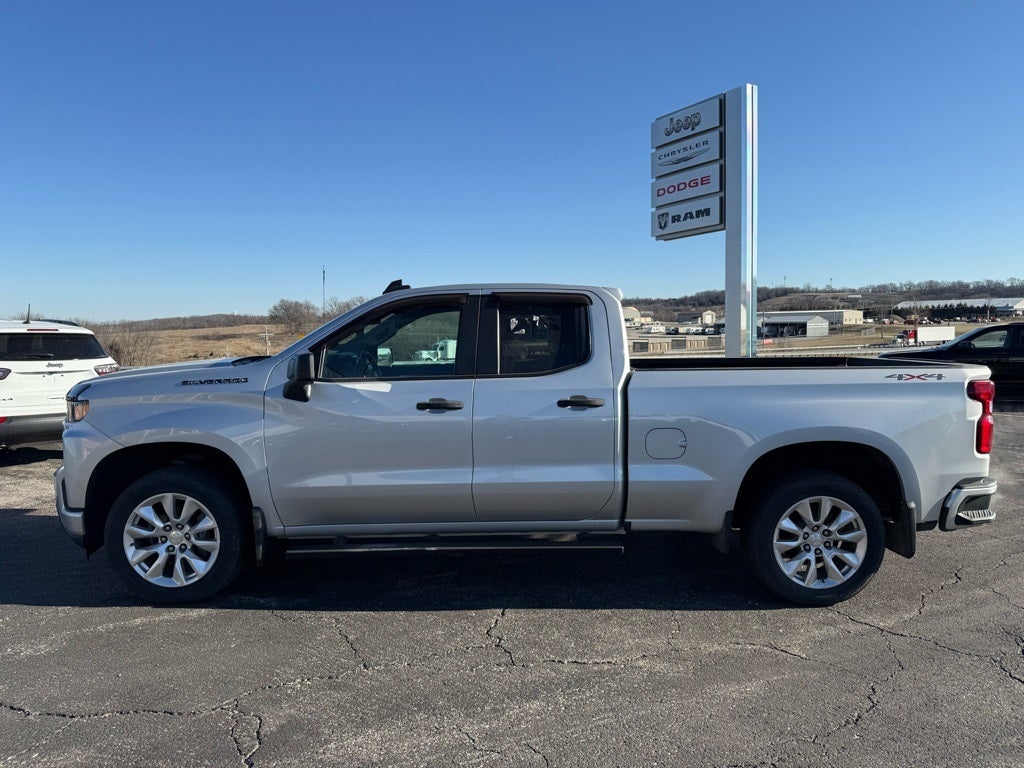 2020 Chevrolet Silverado 1500 Custom