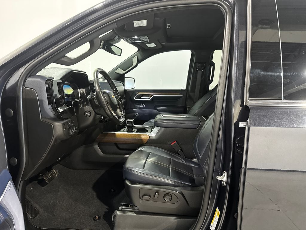 2022 Chevrolet Silverado 1500 High Country