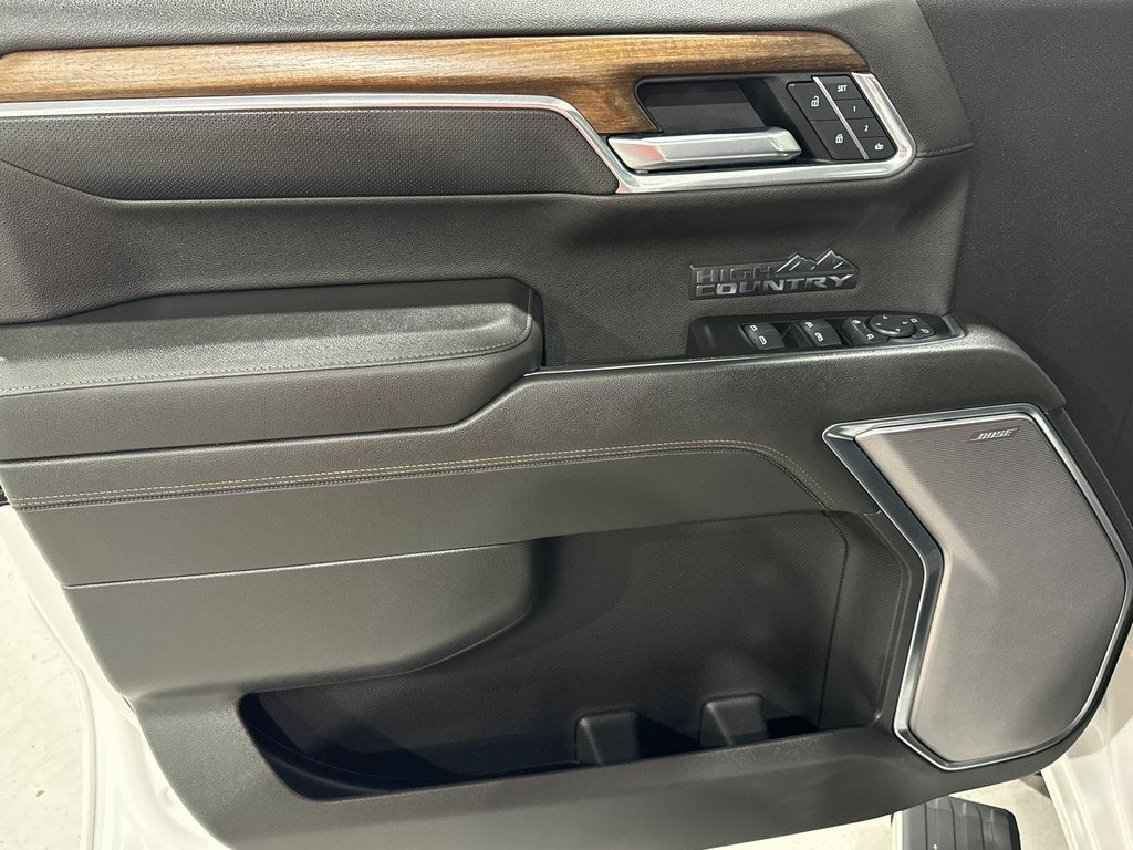 2022 Chevrolet Silverado 1500 High Country