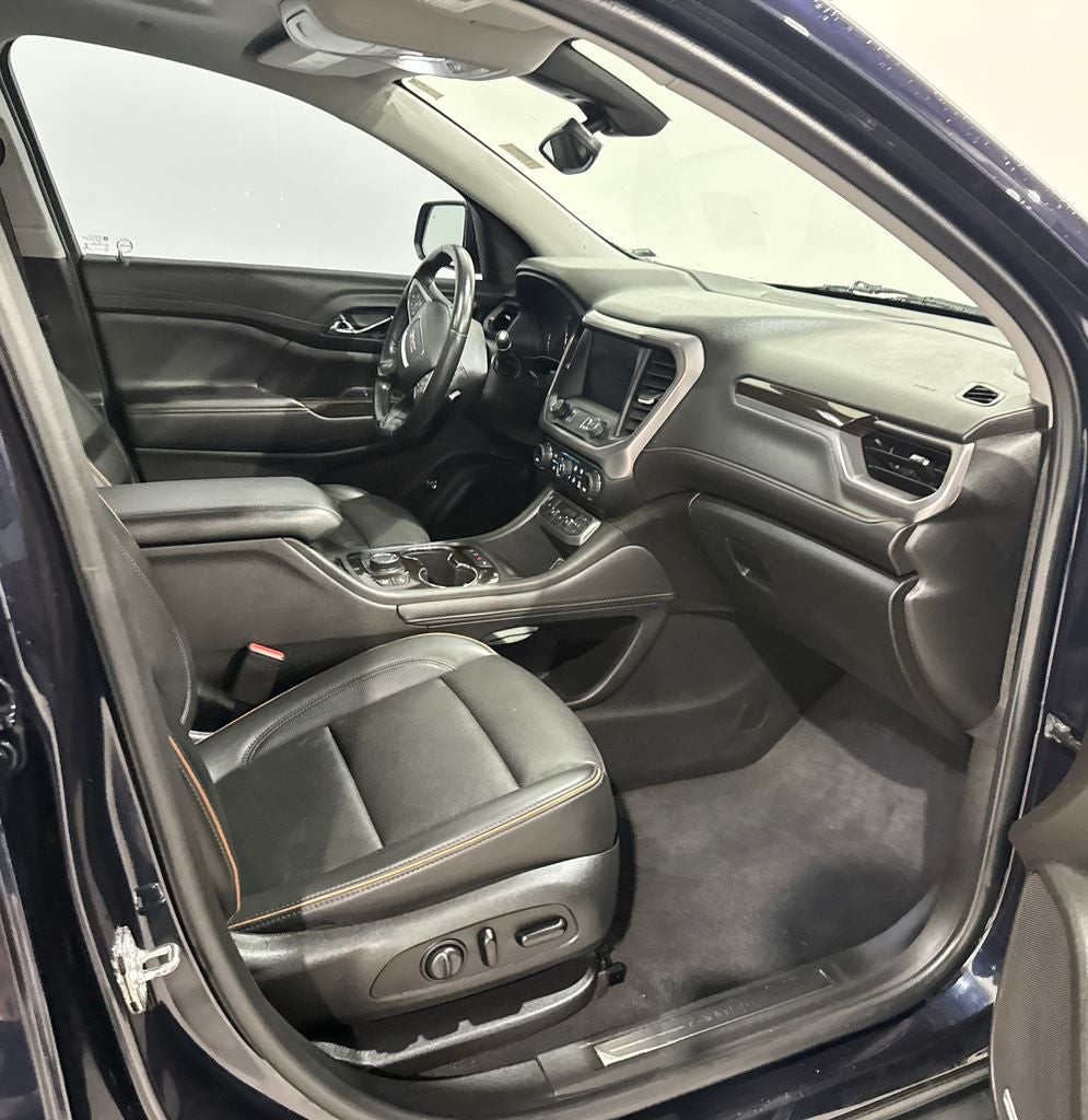 2021 GMC Acadia AT4