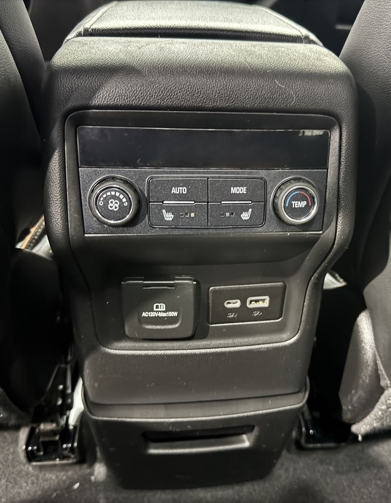 2021 GMC Acadia AT4
