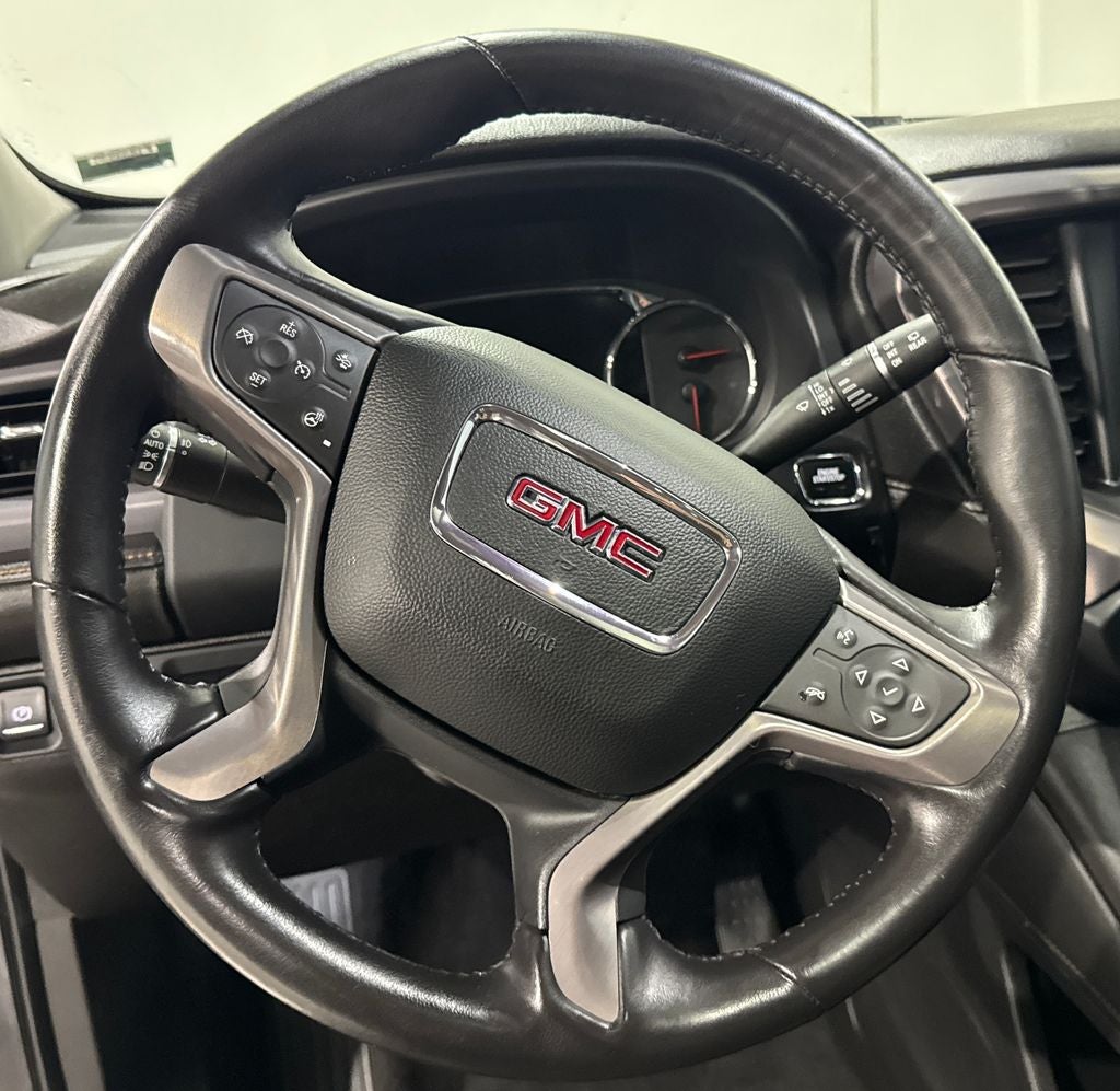 2021 GMC Acadia AT4