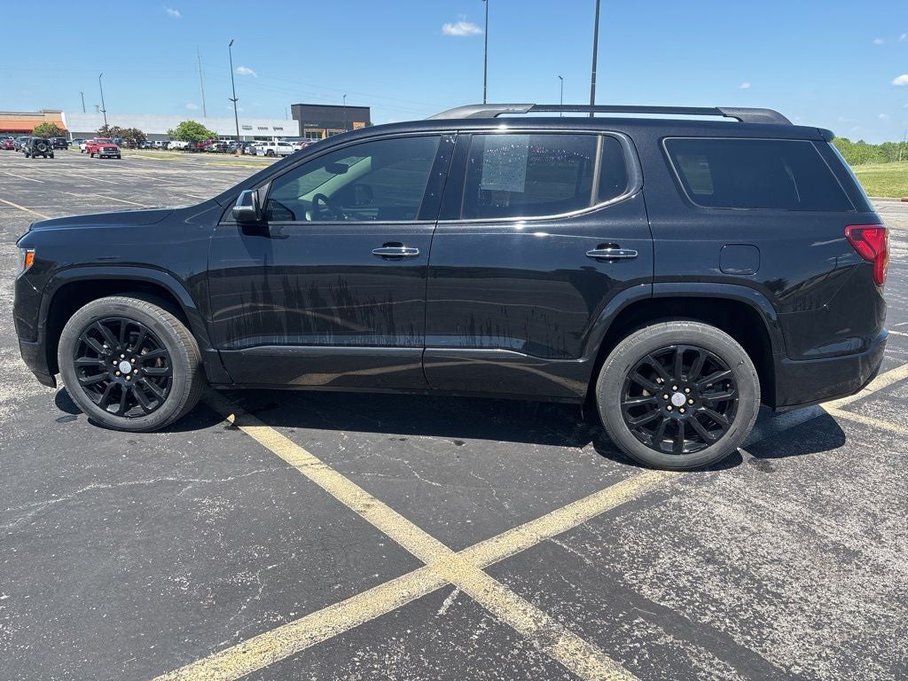 2022 GMC Acadia Denali