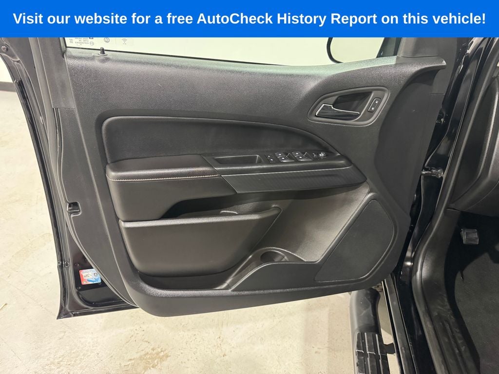2022 GMC Canyon AT4 w/Leather