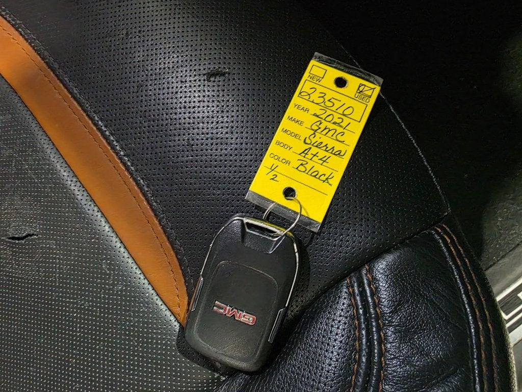 2021 GMC Sierra 1500 AT4