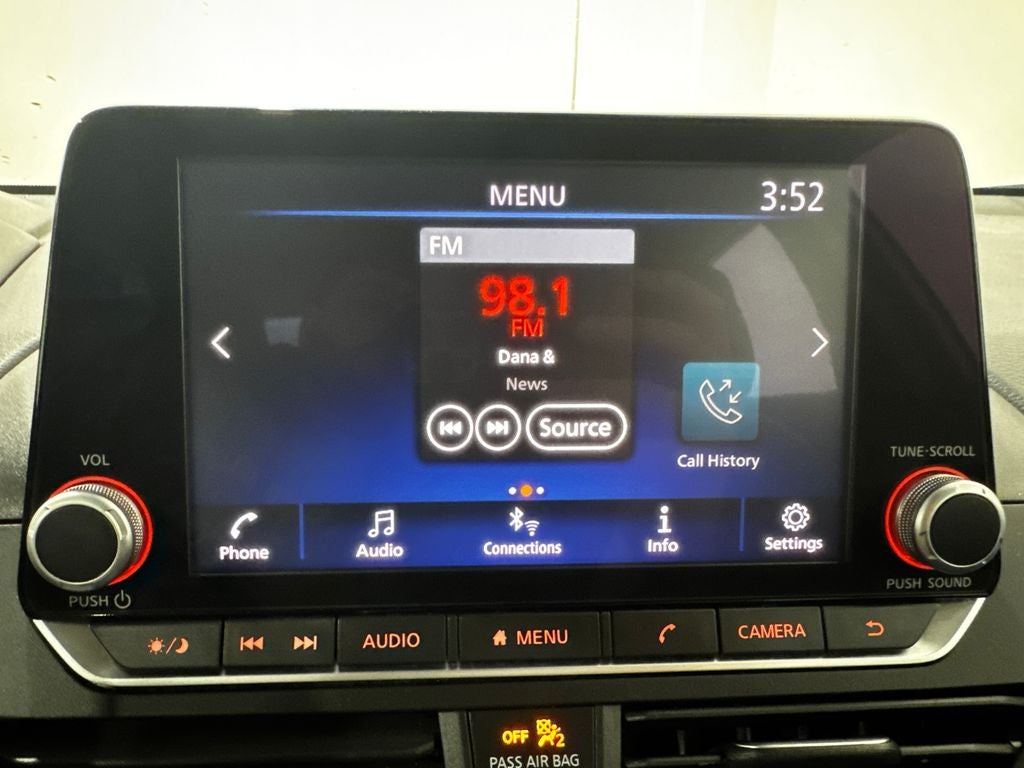 2025 Nissan Altima 2.5 SR