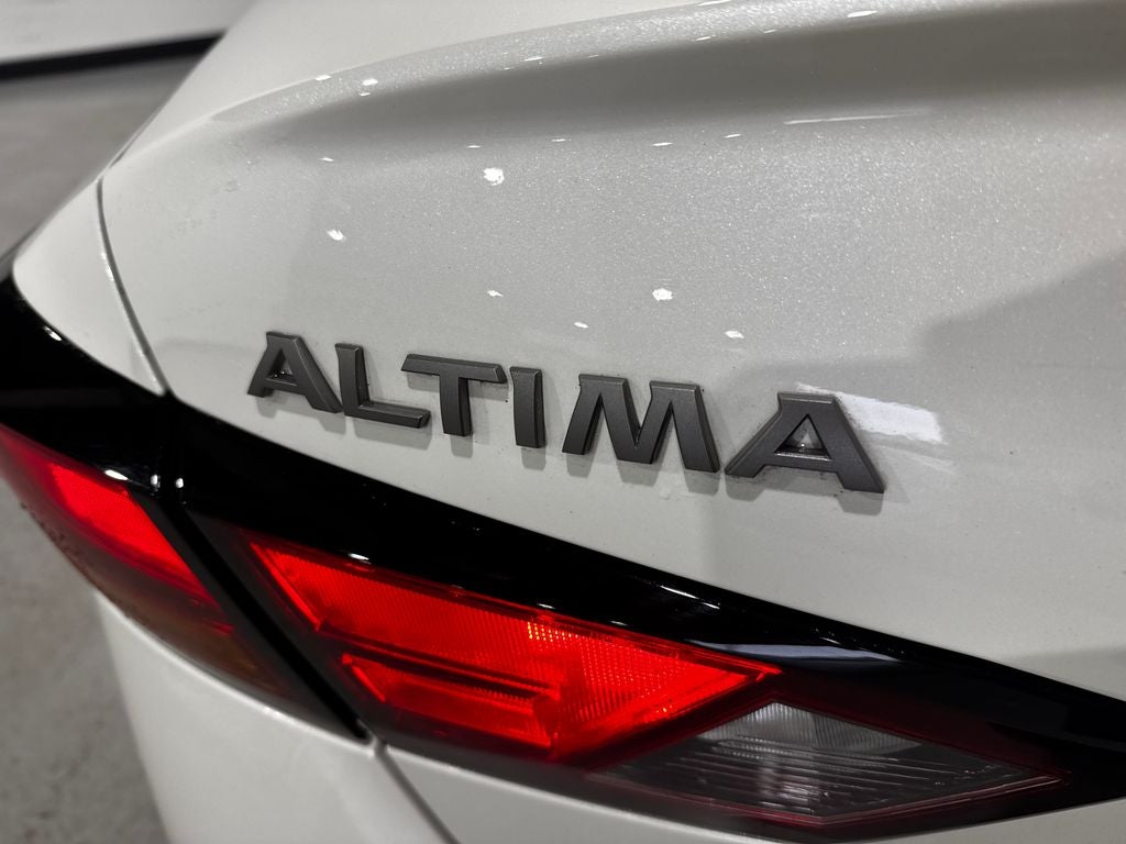 2025 Nissan Altima 2.5 SR