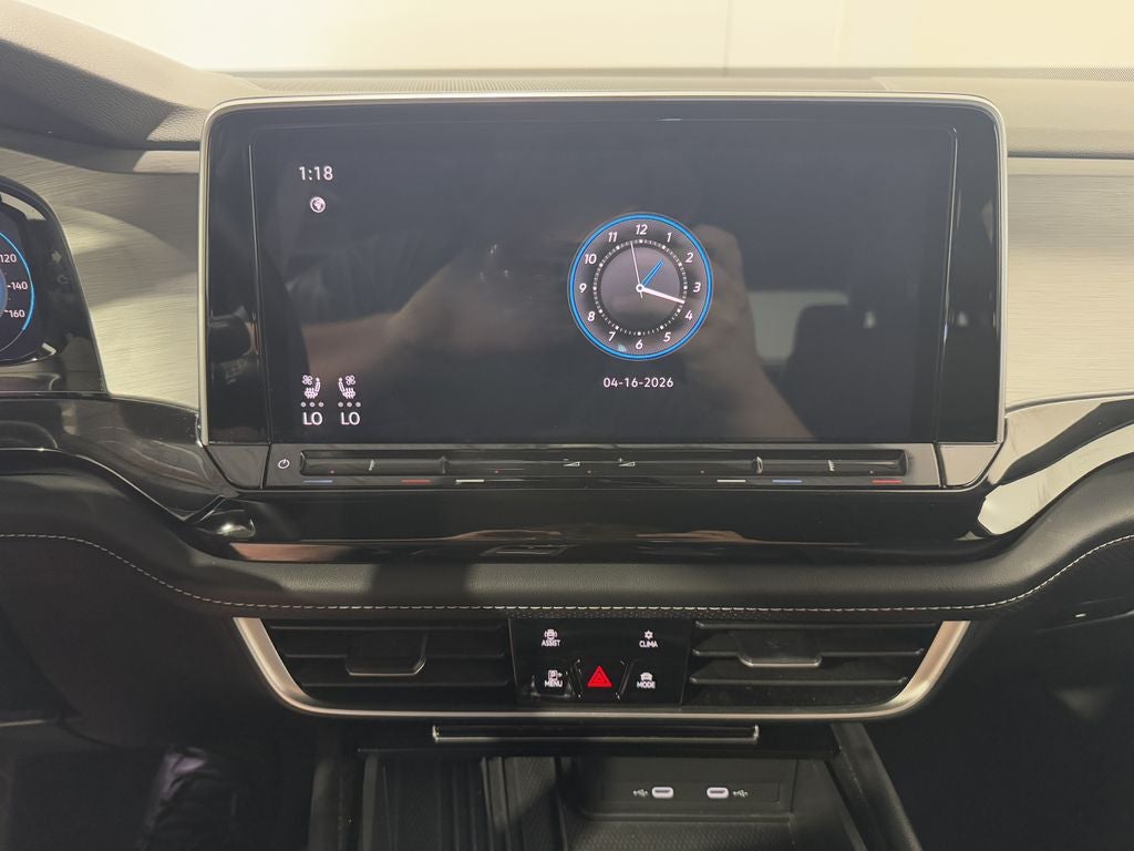 2025 Volkswagen Atlas Cross Sport 2.0T SE w/Technology
