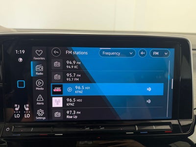 2025 Volkswagen Atlas Cross Sport 2.0T SE w/Technology