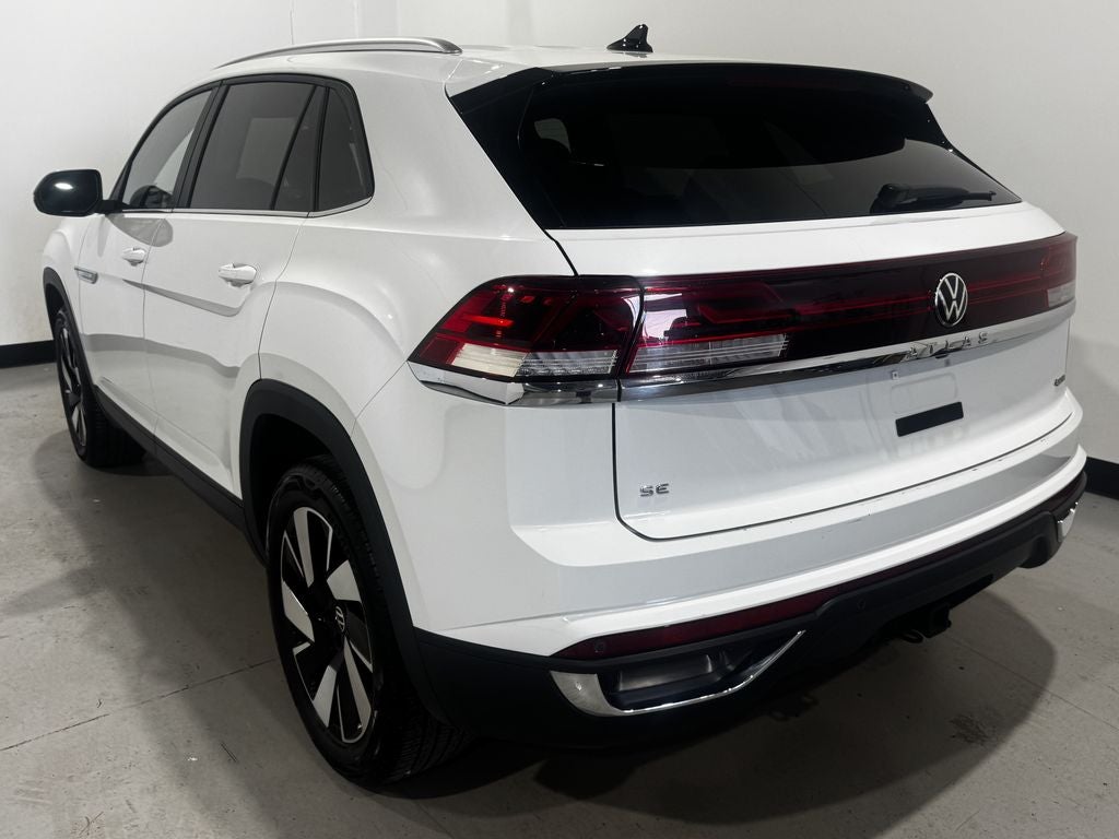 2025 Volkswagen Atlas Cross Sport 2.0T SE w/Technology